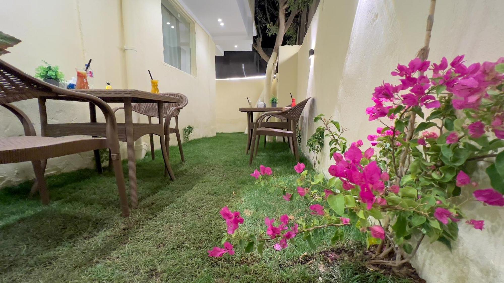 Pyramids Glory Inn Kafrat al Jabal Exterior photo